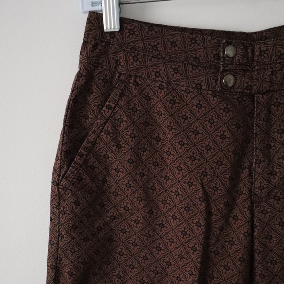 Tommy Jeans Brown Printed Flare Capri - Picture 2 of 7